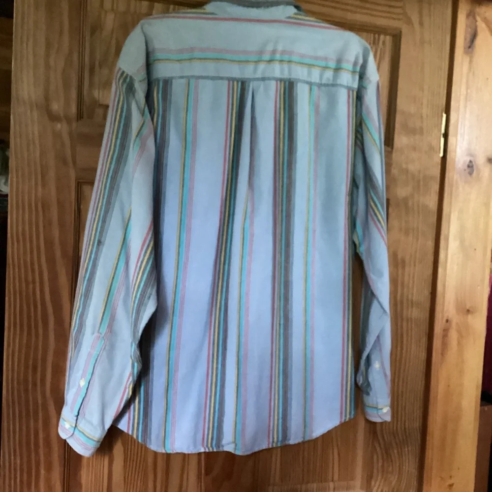Levi's Vintage Men’s shirt in shades of blue with colorful accents